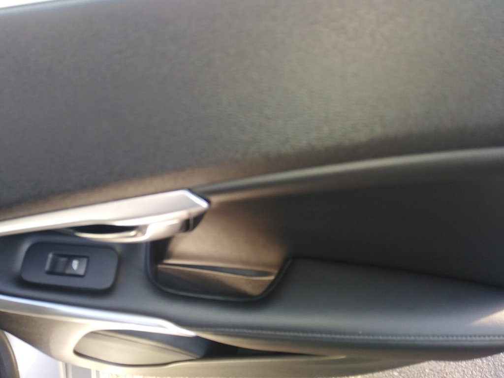 Used Volvo V40 2018 for sale - 76740606: Photo 19