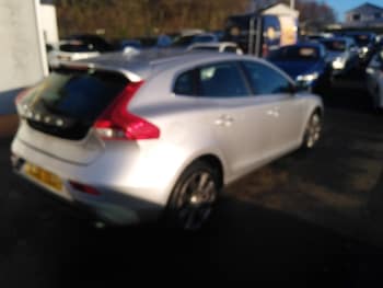 Used Volvo V40 2018 for sale - 76740606: Photo