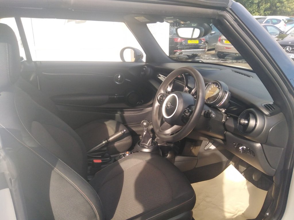 Used MINI Convertible 2018 for sale - 75936780: Photo 10