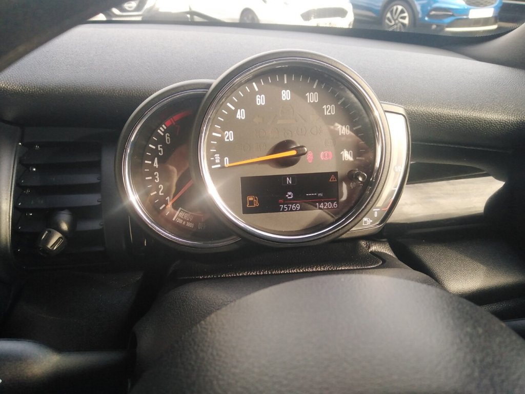 Used MINI Convertible 2018 for sale - 75936780: Photo 23