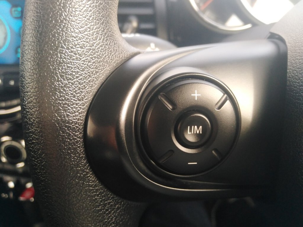 Used MINI Convertible 2018 for sale - 75936780: Photo 24