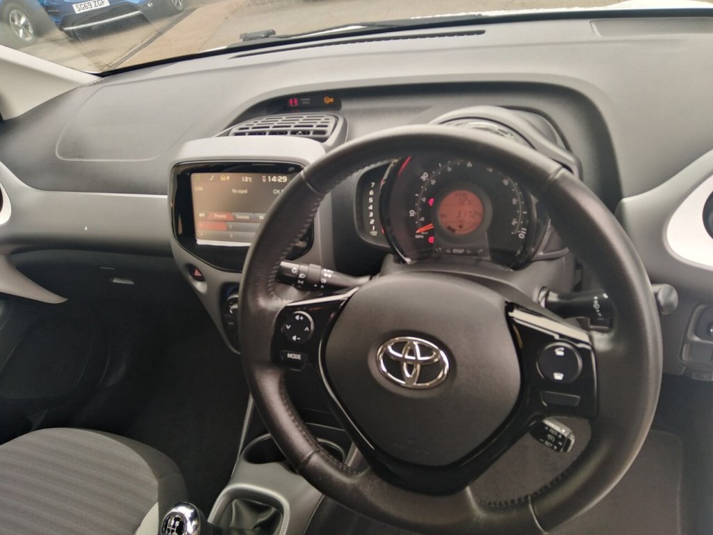 Used Toyota AYGO 2018 for sale - 75937694: Photo 10