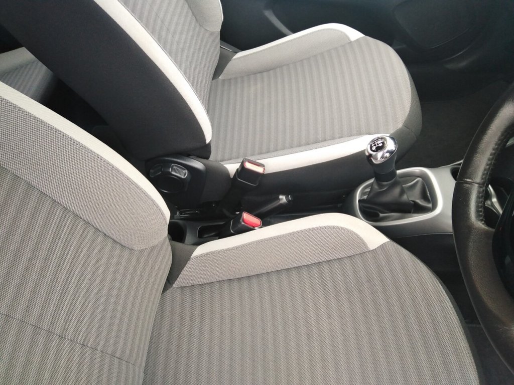 Used Toyota AYGO 2018 for sale - 75937694: Photo 12