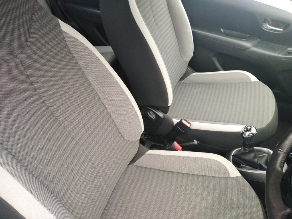 Used Toyota AYGO 2018 for sale - 75937694: Photo 14