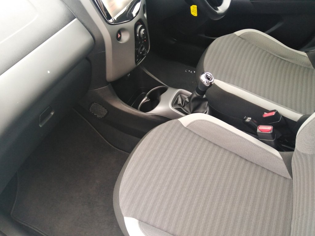 Used Toyota AYGO 2018 for sale - 75937694: Photo 25