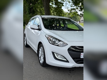 Used Hyundai i30 2014 for sale - 78473457: Photo