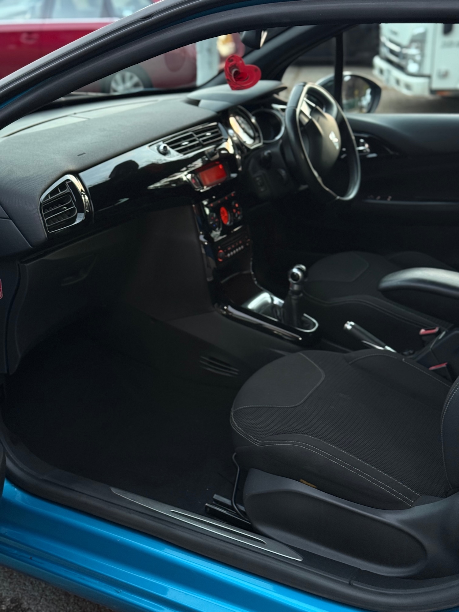 Used Citroen DS3 2012 for sale - 76333251: Photo 13