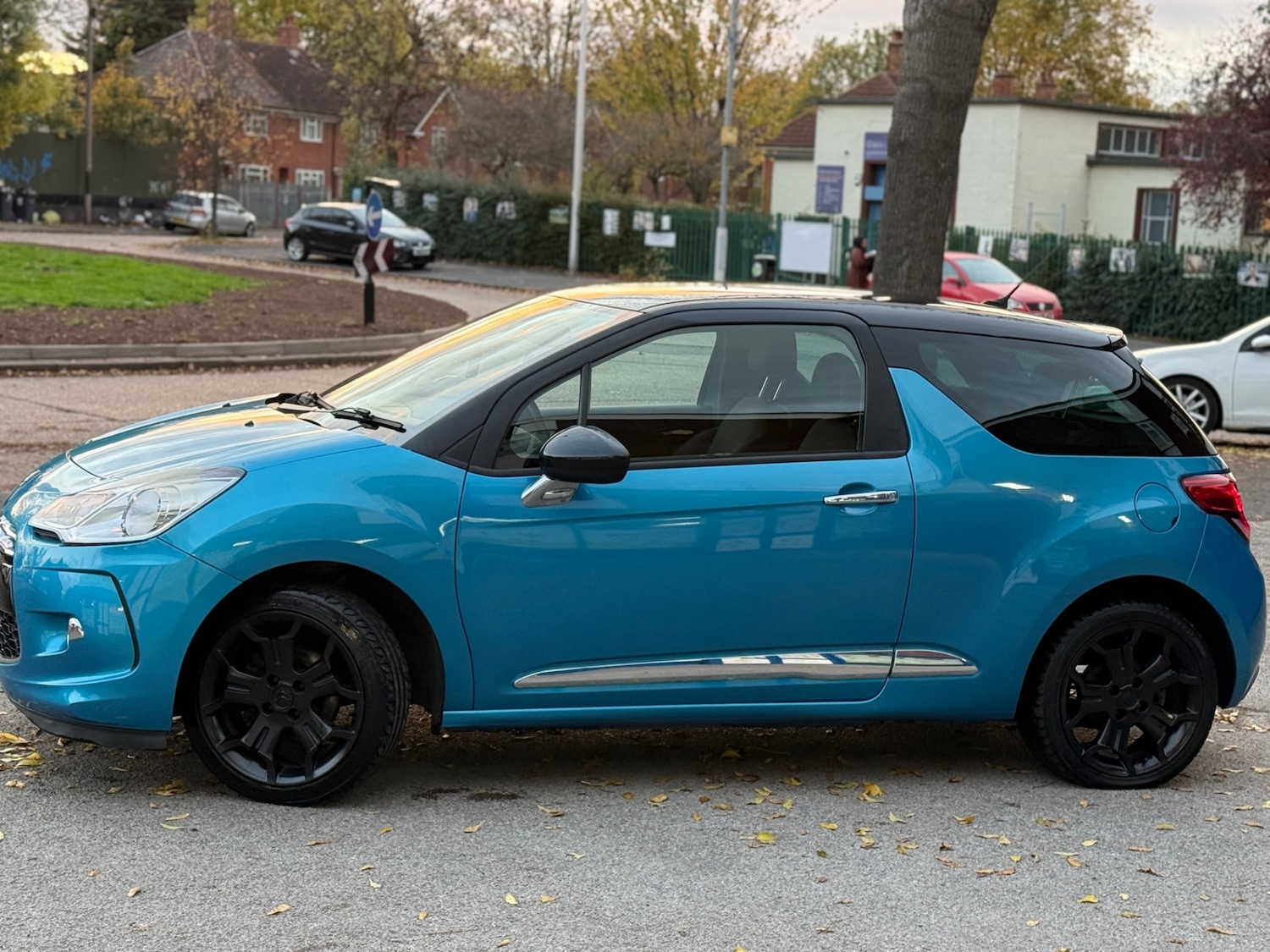 Used Citroen DS3 2012 for sale - 76333251: Photo 4