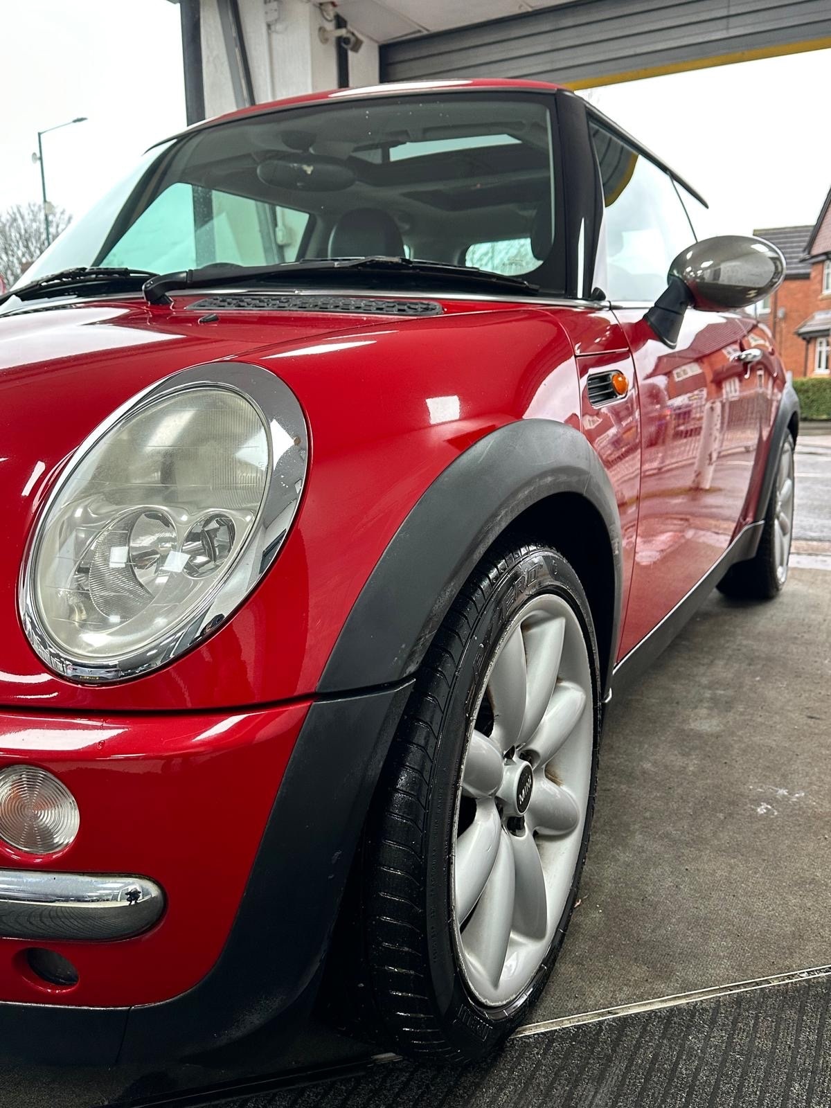 Used MINI Hatch 2002 for sale - 77283701: Photo 2