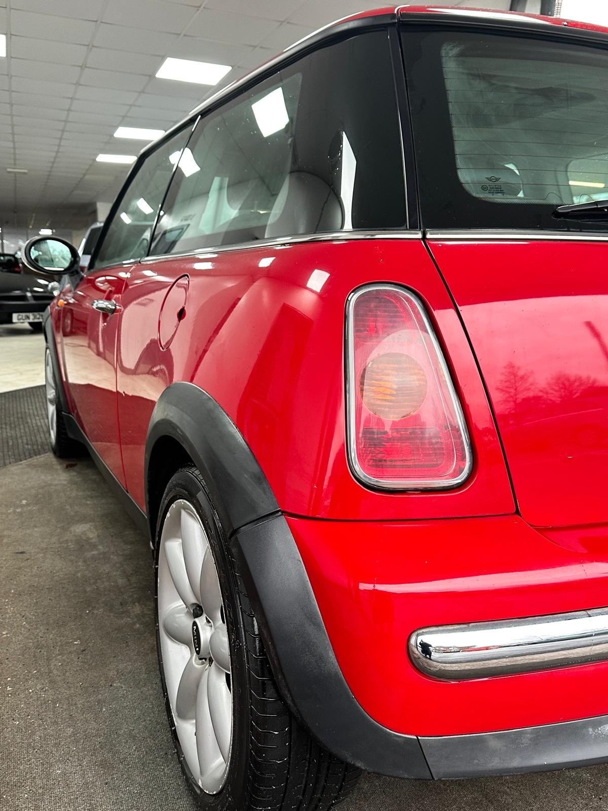 Used MINI Hatch 2002 for sale - 77283701: Photo 3