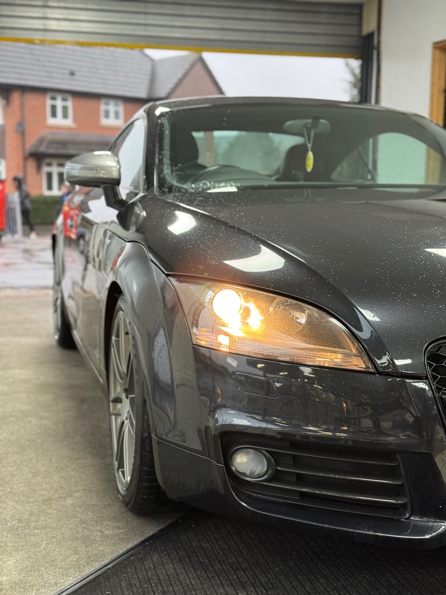 Used Audi TT 2010 for sale - 77210411: Photo 6