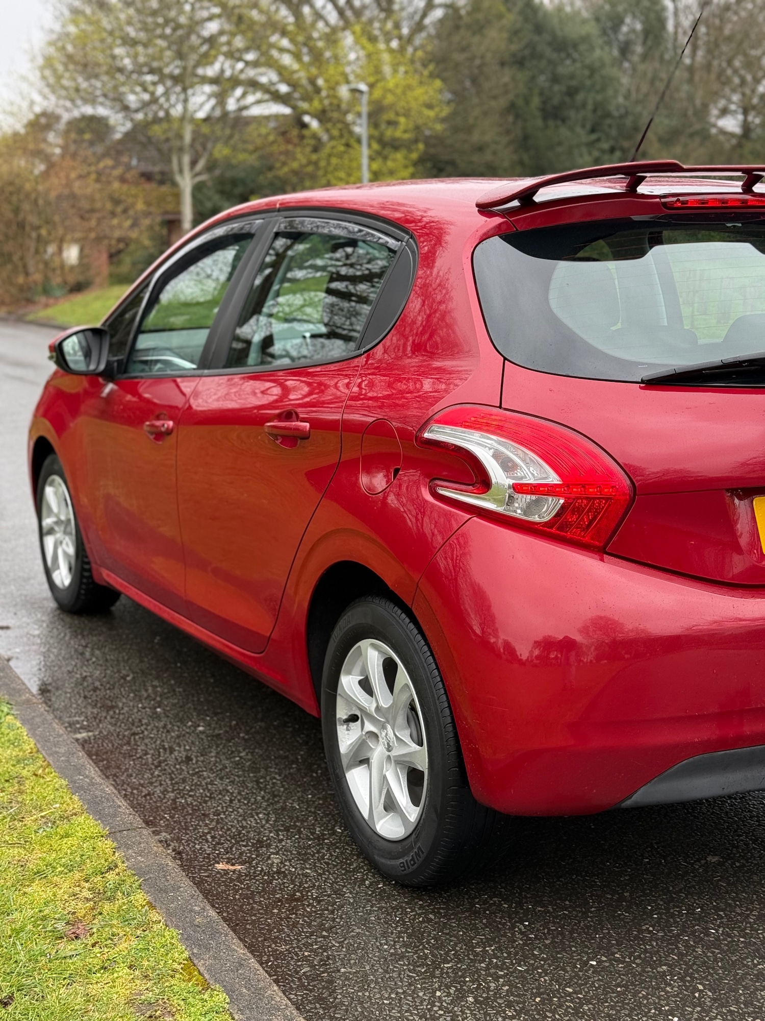 Used Peugeot 208 2014 for sale - 78071108: Photo 7