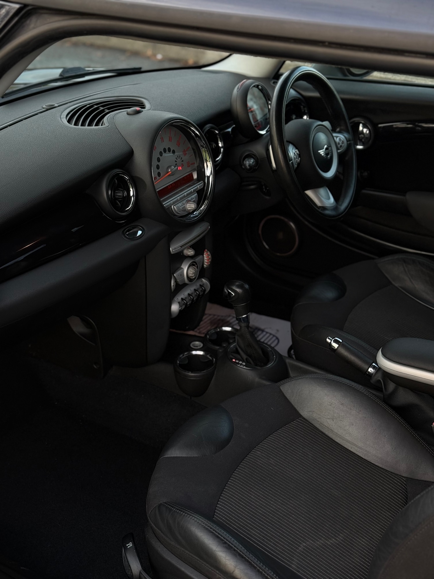 Used MINI Hatch 2007 for sale - 76935458: Photo 14