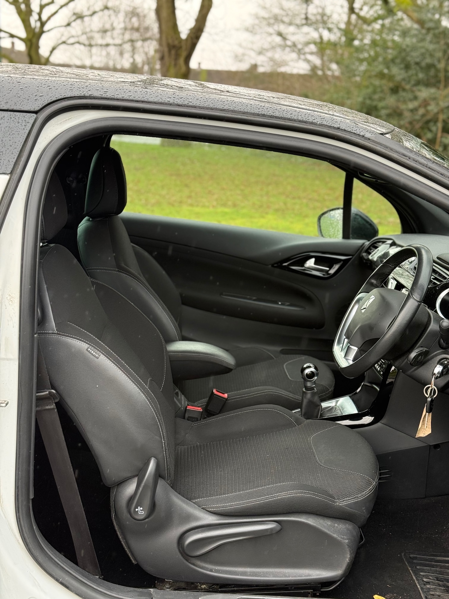 Used Citroen DS3 2014 for sale - 77620015: Photo 7