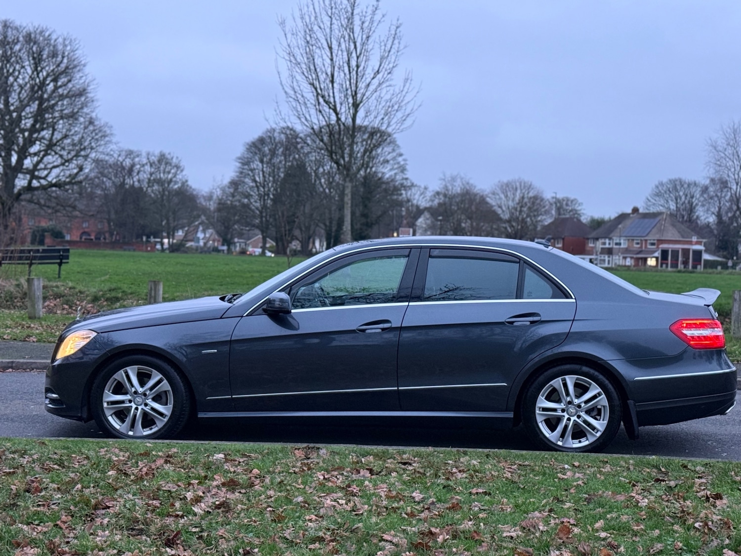 Used Mercedes-Benz E Class 2012 for sale - 77036152: Photo 10