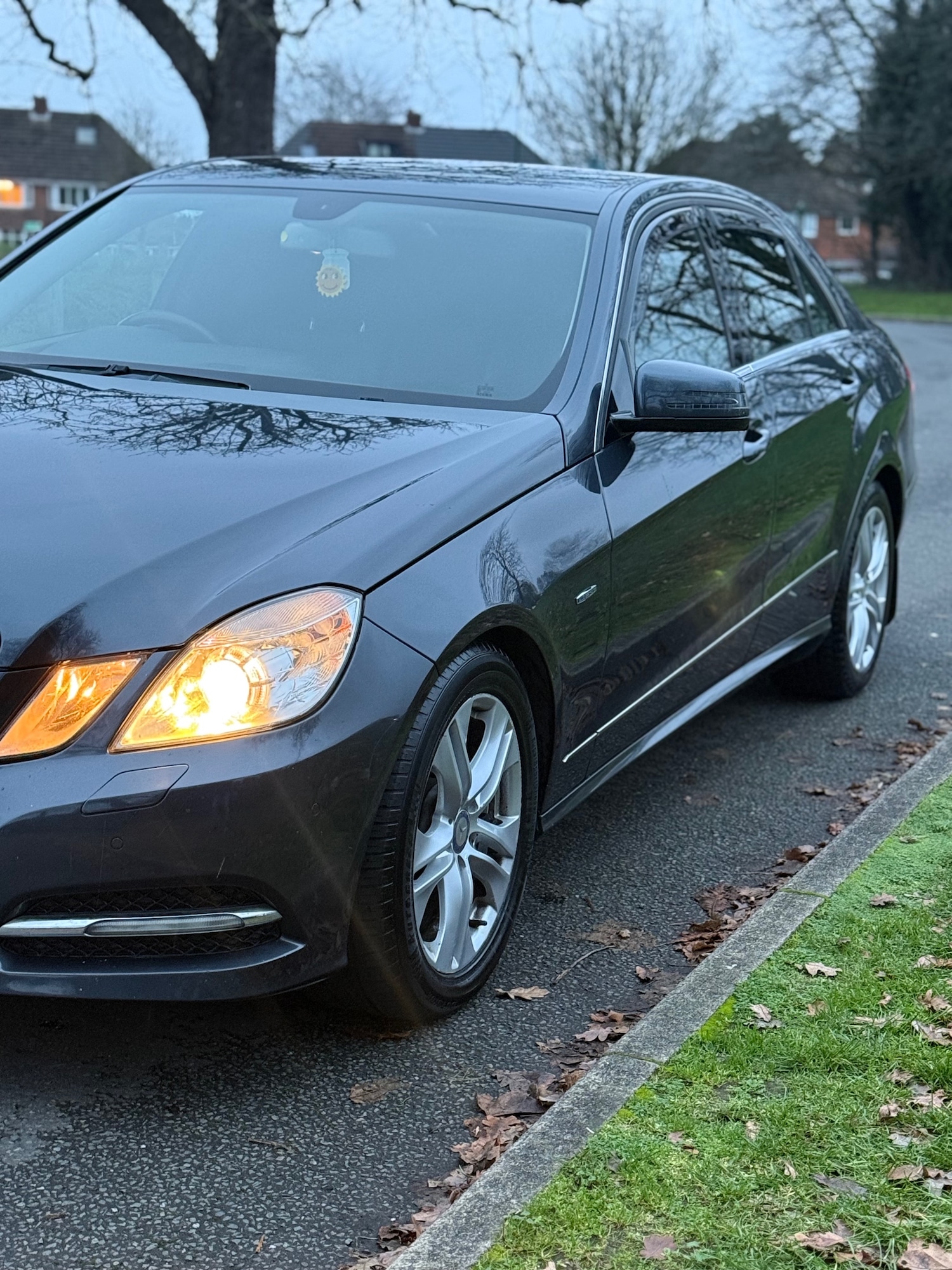Used Mercedes-Benz E Class 2012 for sale - 77036152: Photo 12