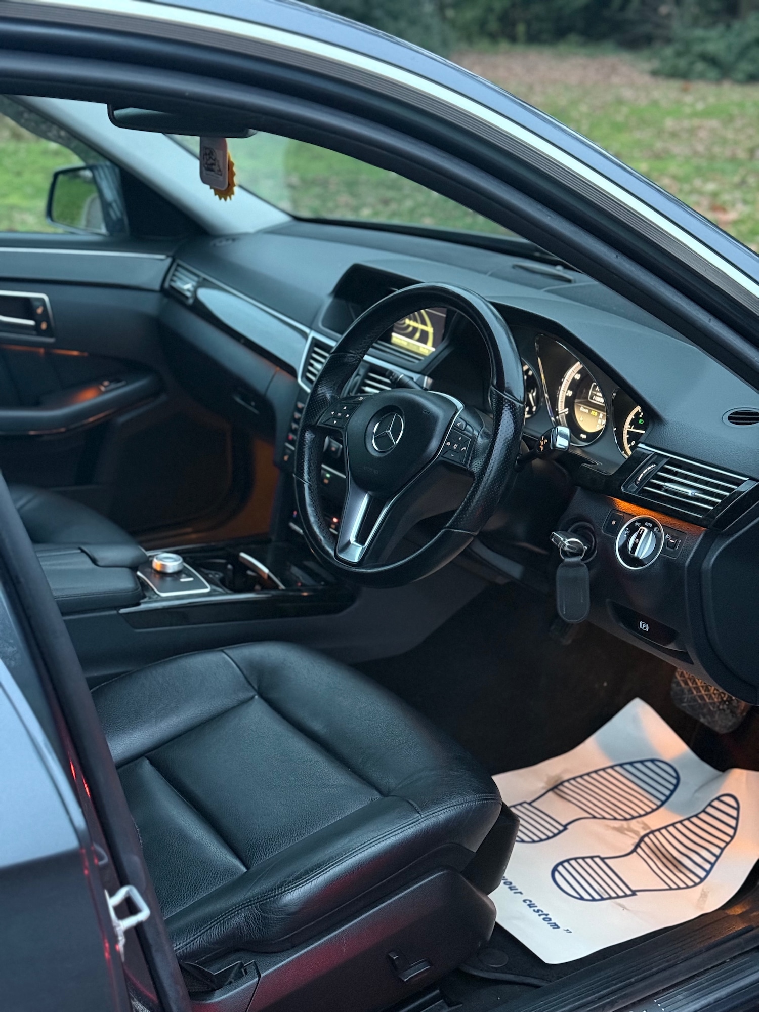 Used Mercedes-Benz E Class 2012 for sale - 77036152: Photo 15