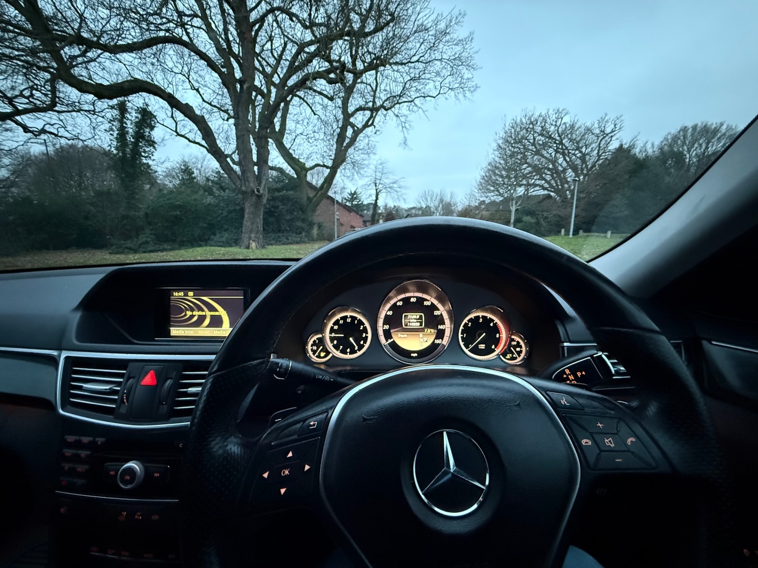 Used Mercedes-Benz E Class 2012 for sale - 77036152: Photo 25