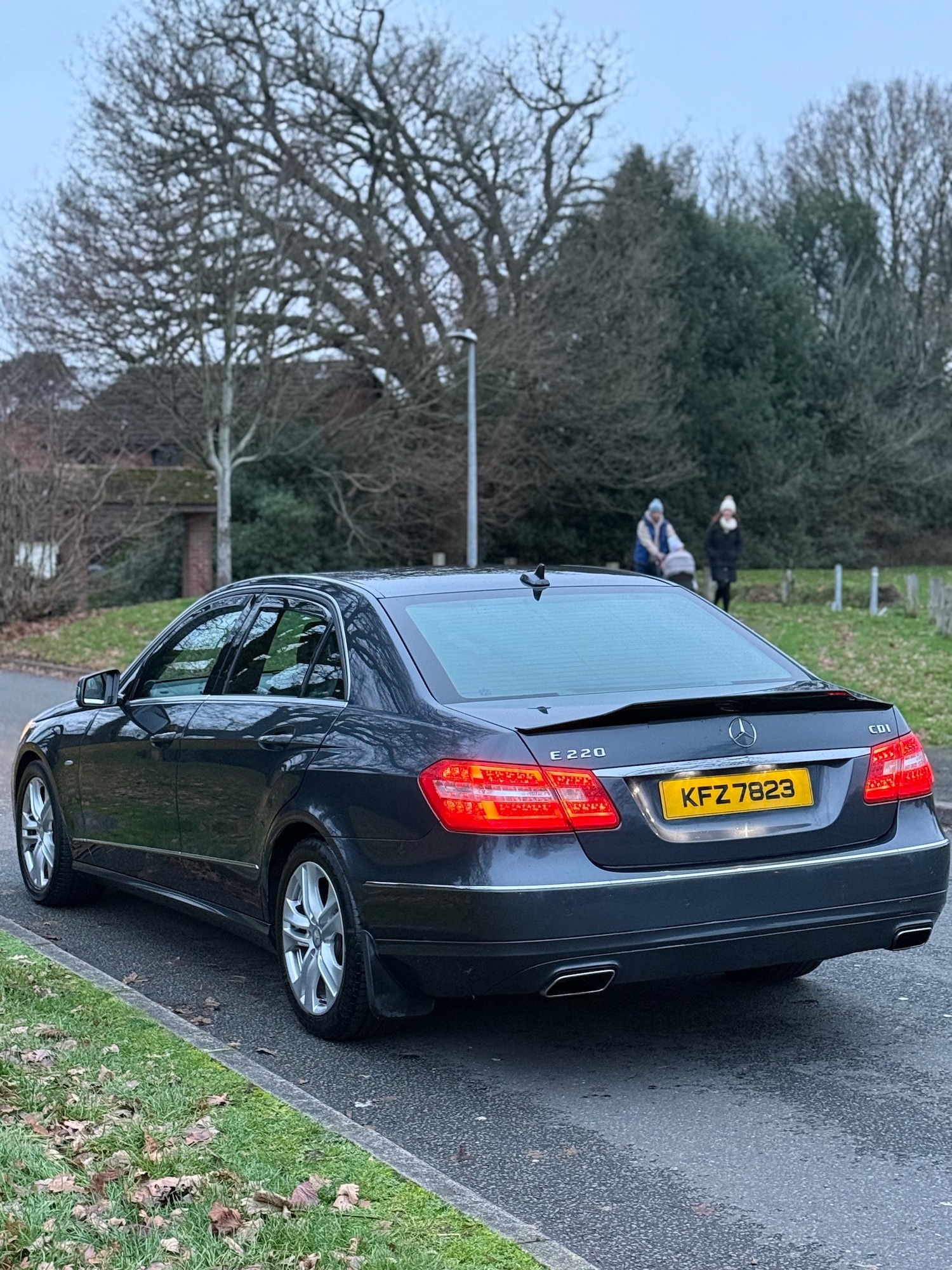 Used Mercedes-Benz E Class 2012 for sale - 77036152: Photo 8