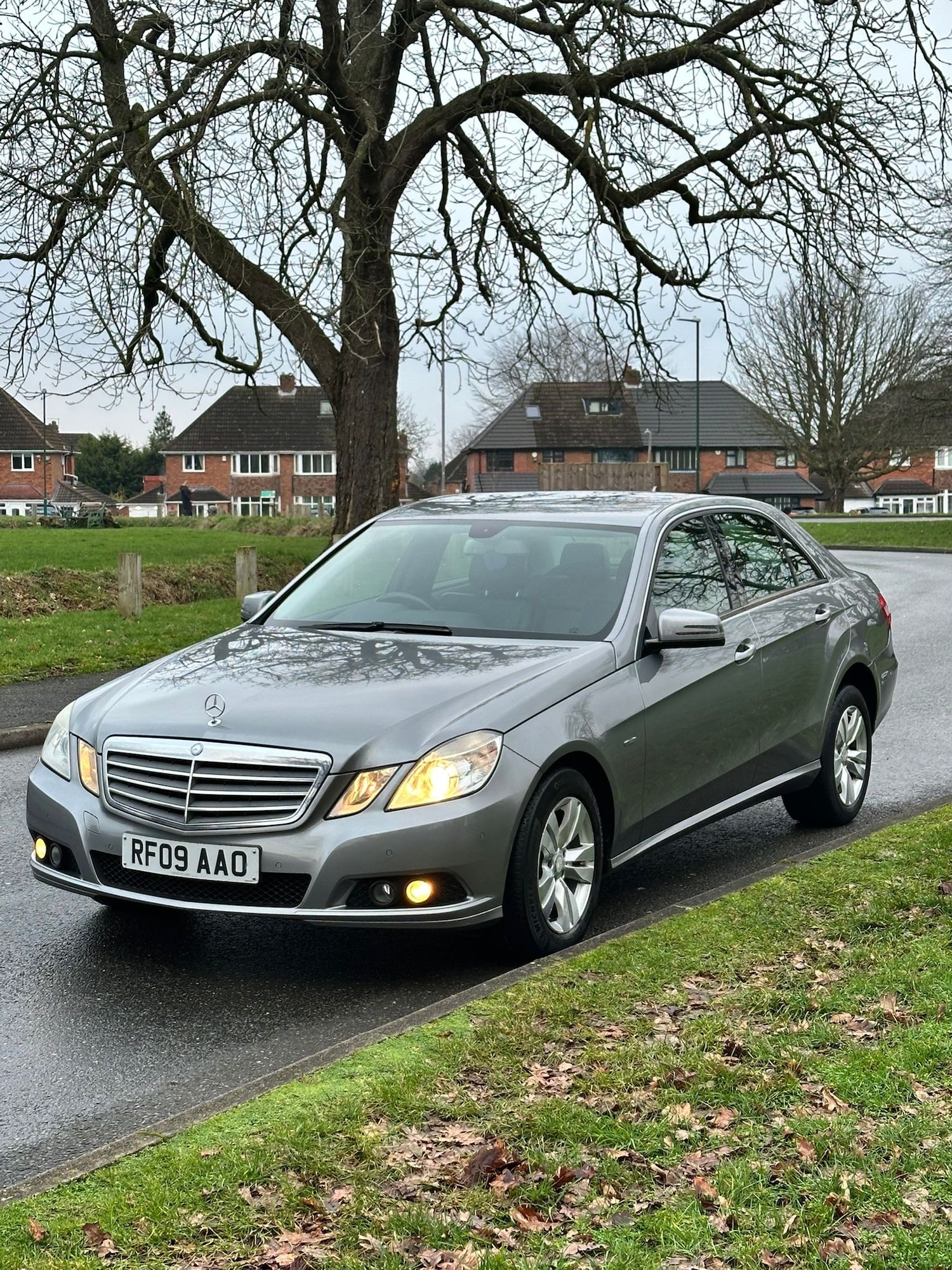 Used Mercedes-Benz E Class 2009 for sale - 77319786: Photo 4