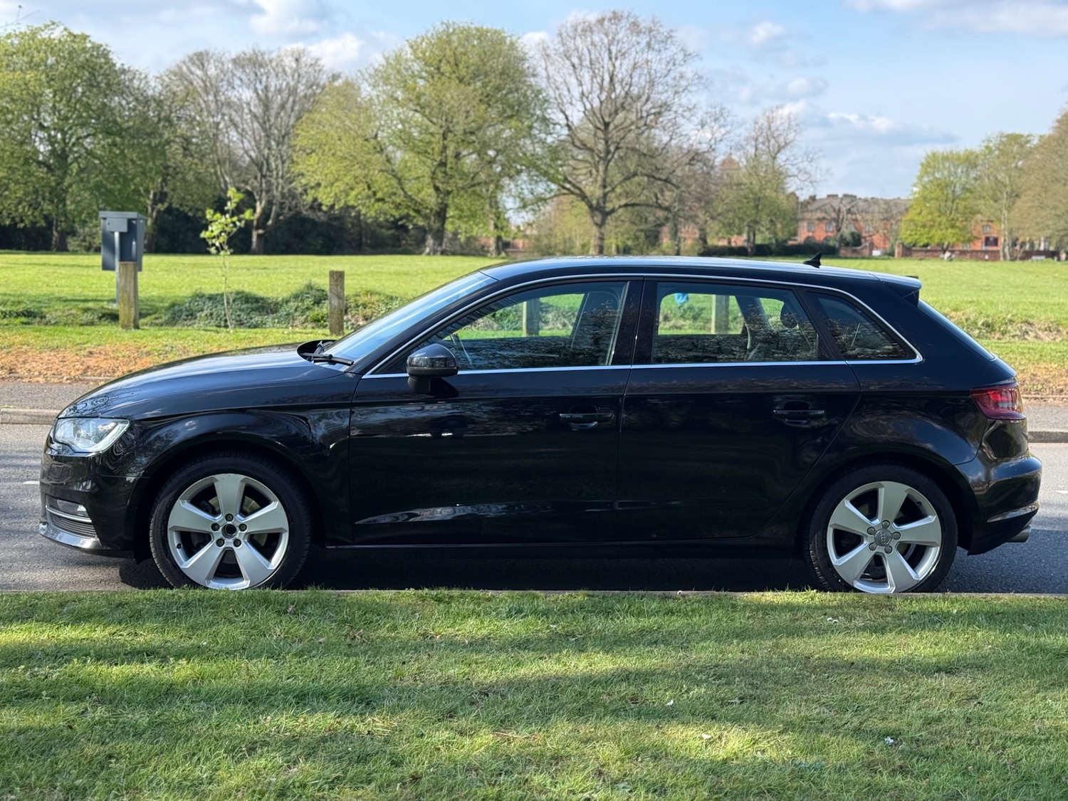 Used Audi A3 2013 for sale - 78112751: Photo 2