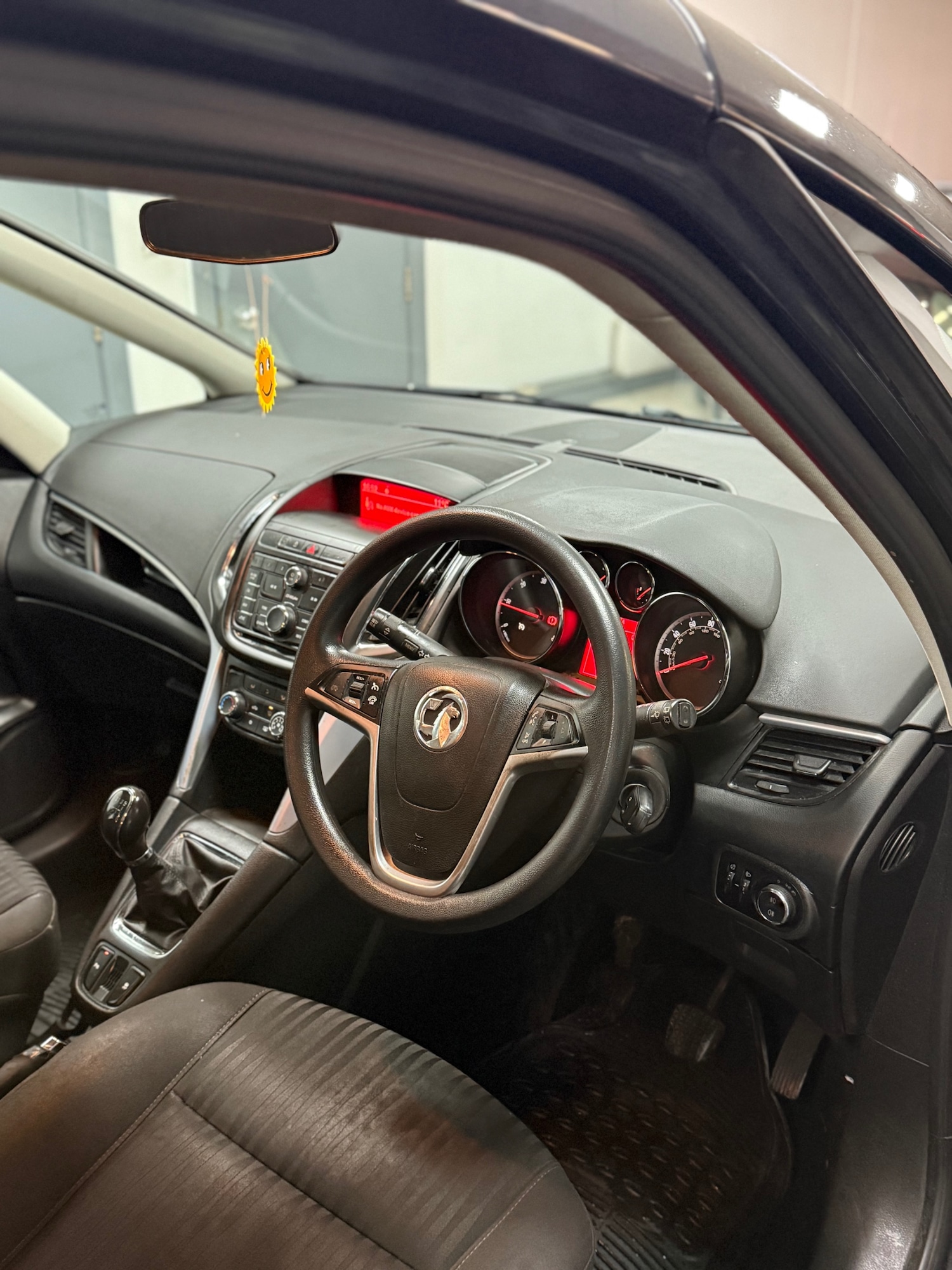 Used Vauxhall Zafira 2014 for sale - 77173471: Photo 10