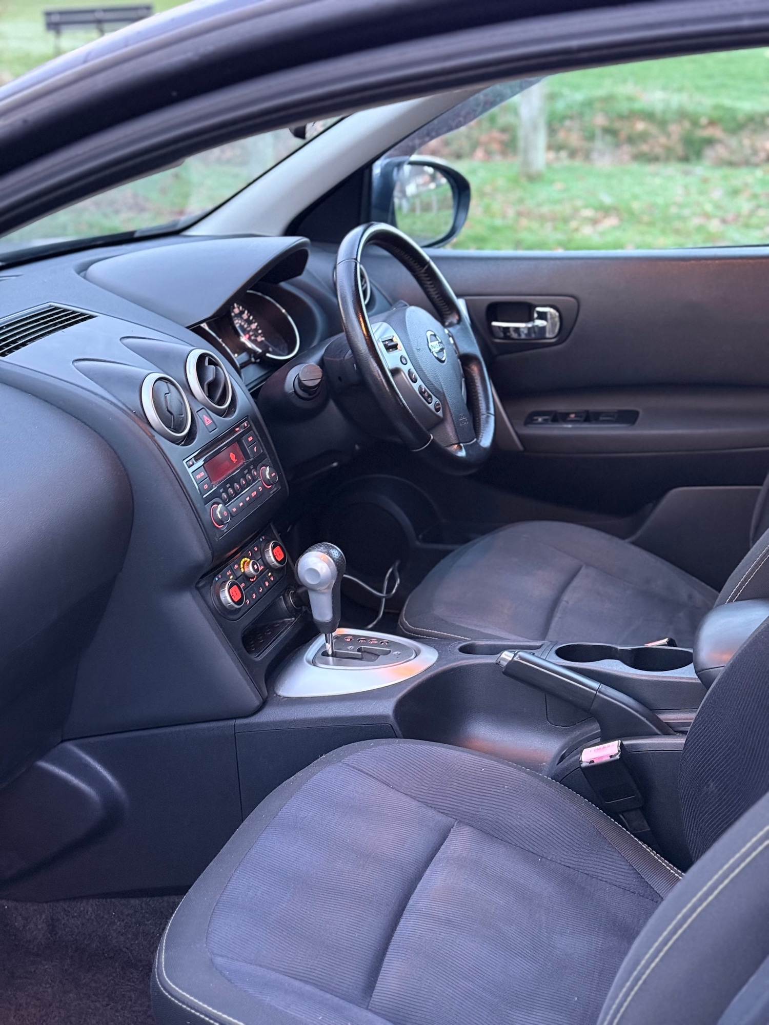 Used Nissan Qashqai 2010 for sale - 76935463: Photo 14