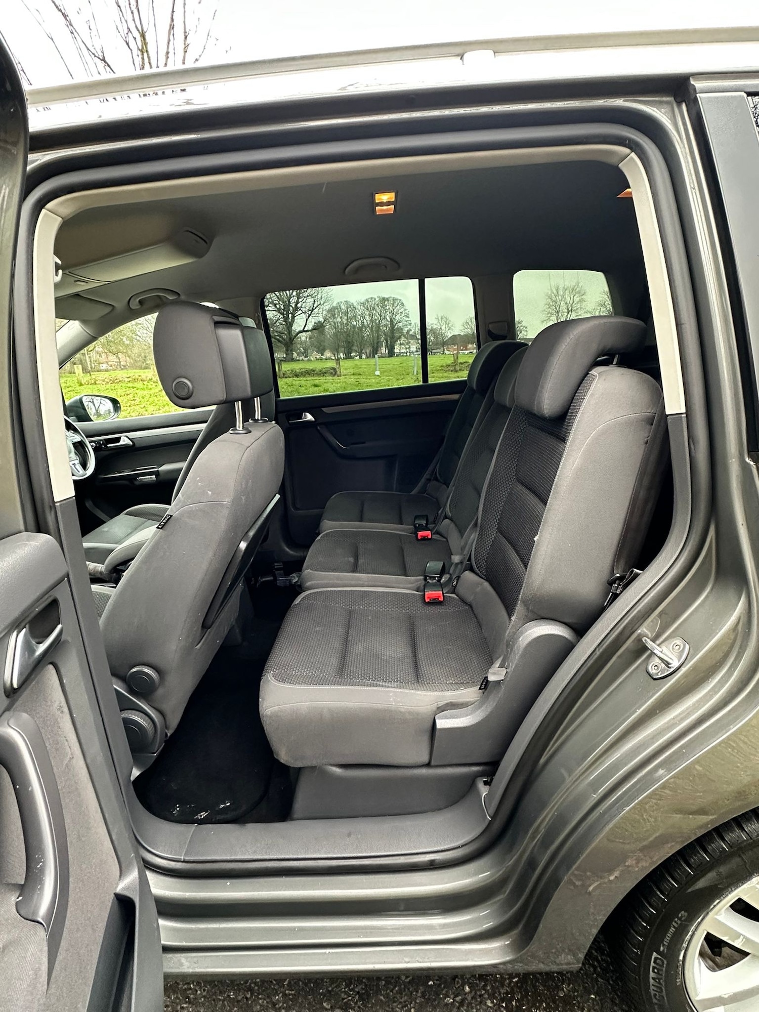 Used Volkswagen Touran 2015 for sale - 77459674: Photo 18