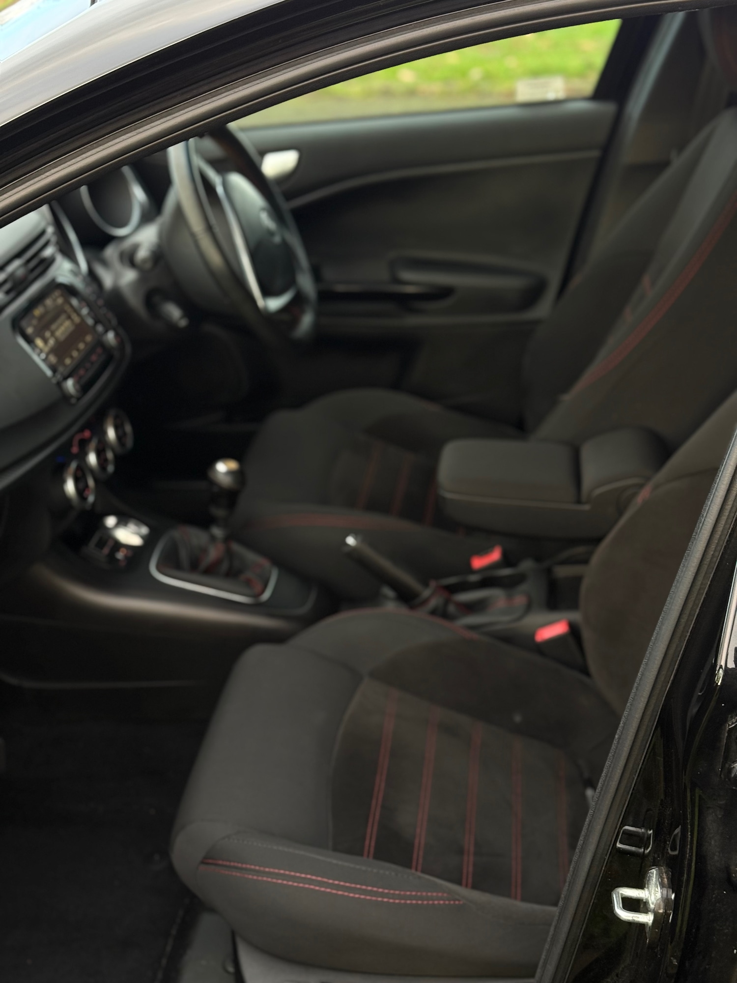 Used Alfa Romeo Giulietta 2017 for sale - 76925867: Photo 12