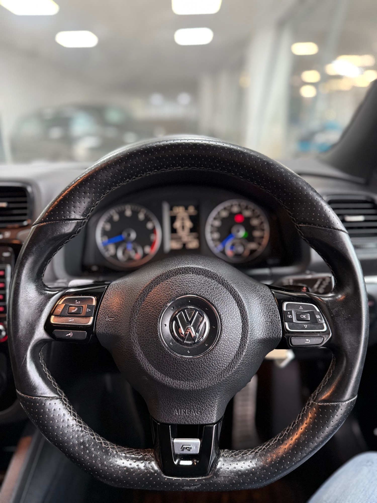 Used Volkswagen Scirocco 2011 for sale - 76556757: Photo 9