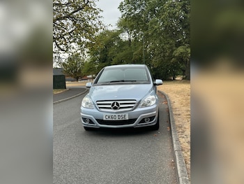 Used Mercedes-Benz B Class 2010 for sale - 79463652: Photo