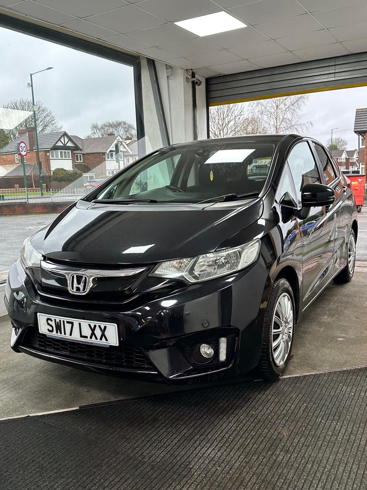 Used Honda Jazz 2017 for sale - 77283420: Photo 1