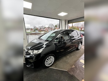 Used Honda Jazz 2017 for sale - 77283420: Photo