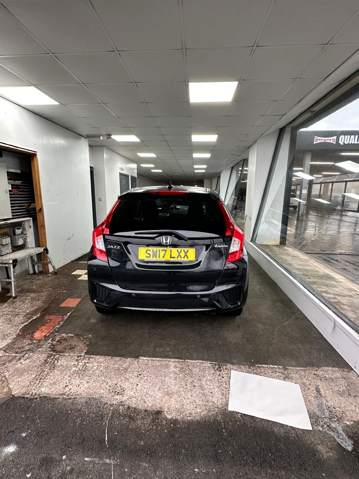 Used Honda Jazz 2017 for sale - 77283420: Photo 4