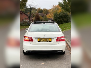 Used Mercedes-Benz E Class 2011 for sale - 76414917: Photo