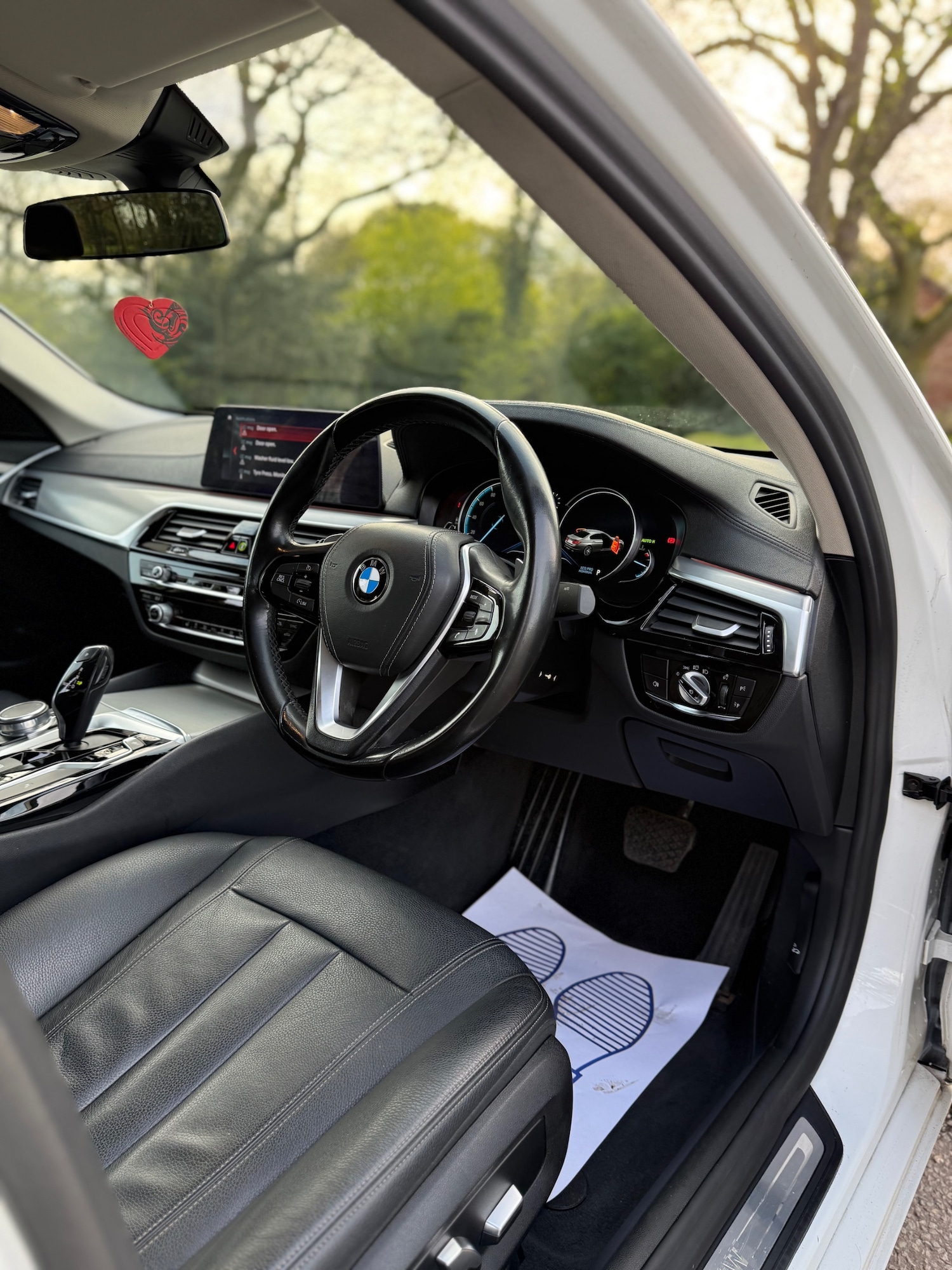 Used BMW 5 Series 2017 for sale - 78112756: Photo 27