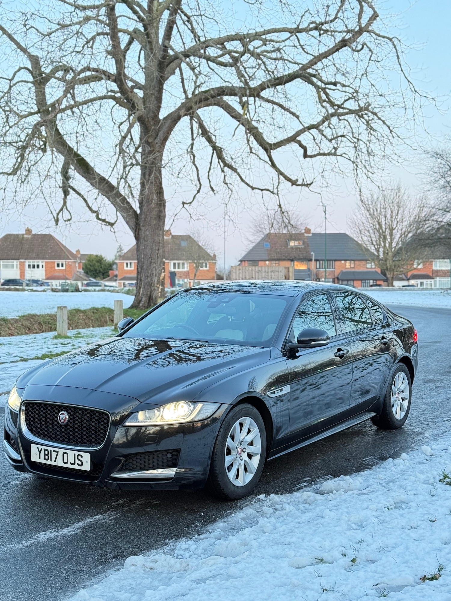 Used Jaguar XF 2017 for sale - 77162397: Photo 2