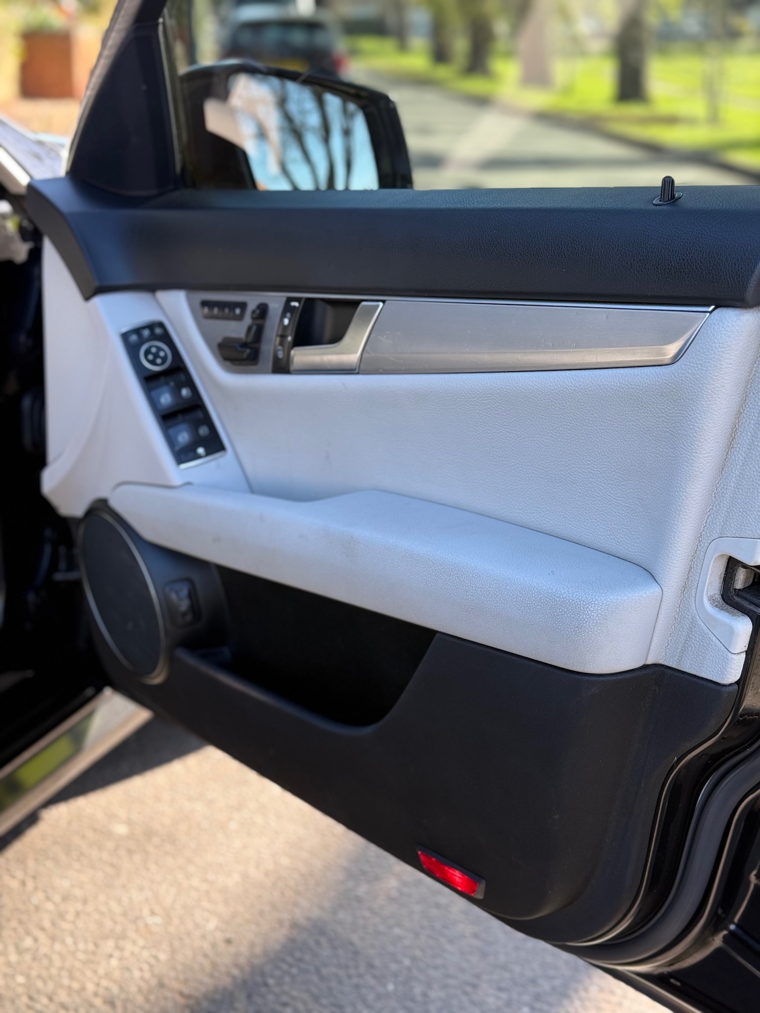 Used Mercedes-Benz C Class 2012 for sale - 77951648: Photo 16