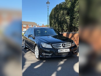 Used Mercedes-Benz C Class 2012 for sale - 77951648: Photo