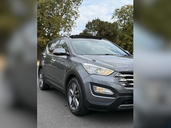 Used Hyundai Santa Fe 2014 for sale - 79532129: Photo