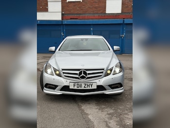 Used Mercedes-Benz E Class 2011 for sale - 76547987: Photo