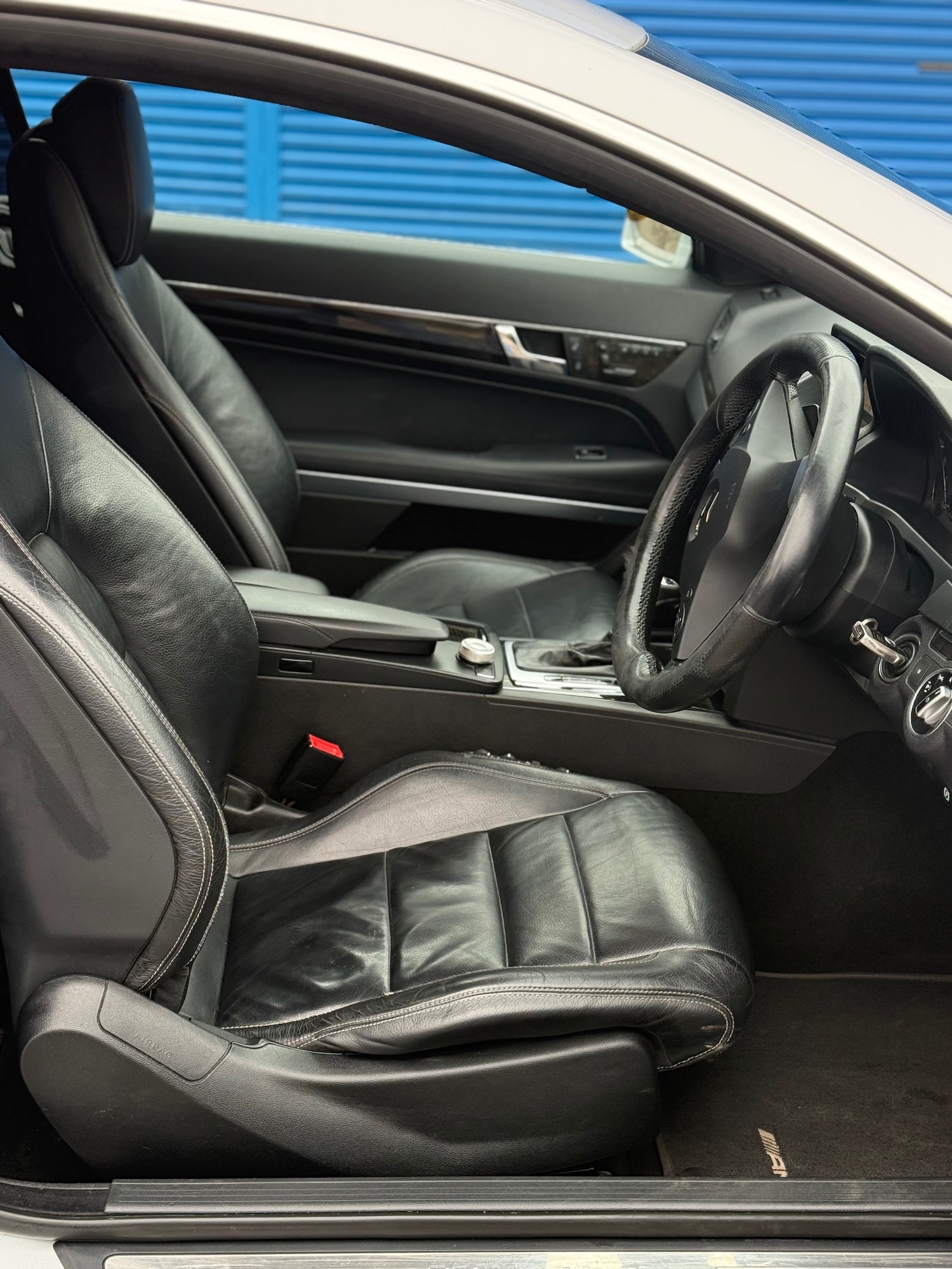 Used Mercedes-Benz E Class 2011 for sale - 76547987: Photo 9