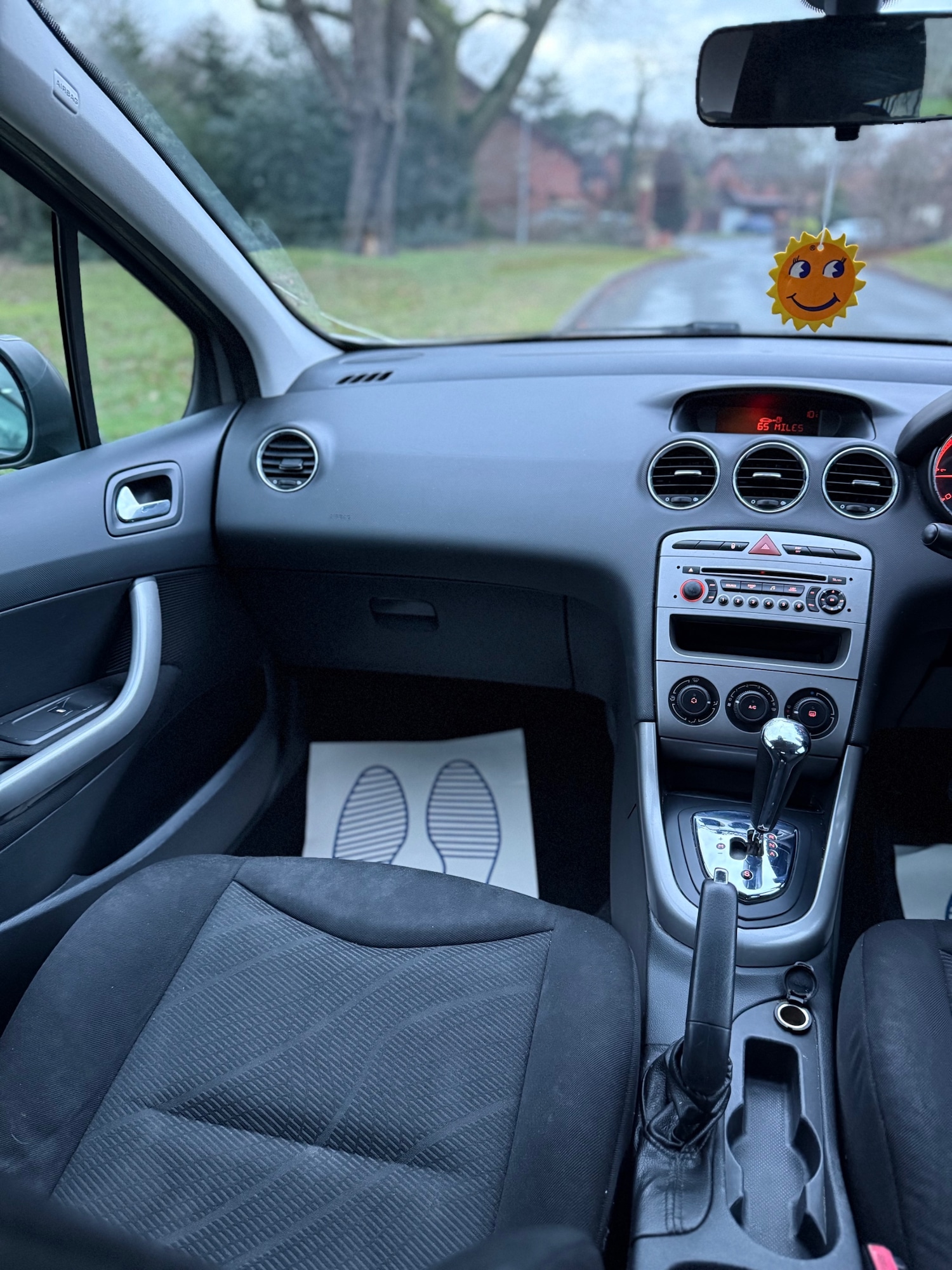 Used Peugeot 308 2011 for sale - 77173463: Photo 19