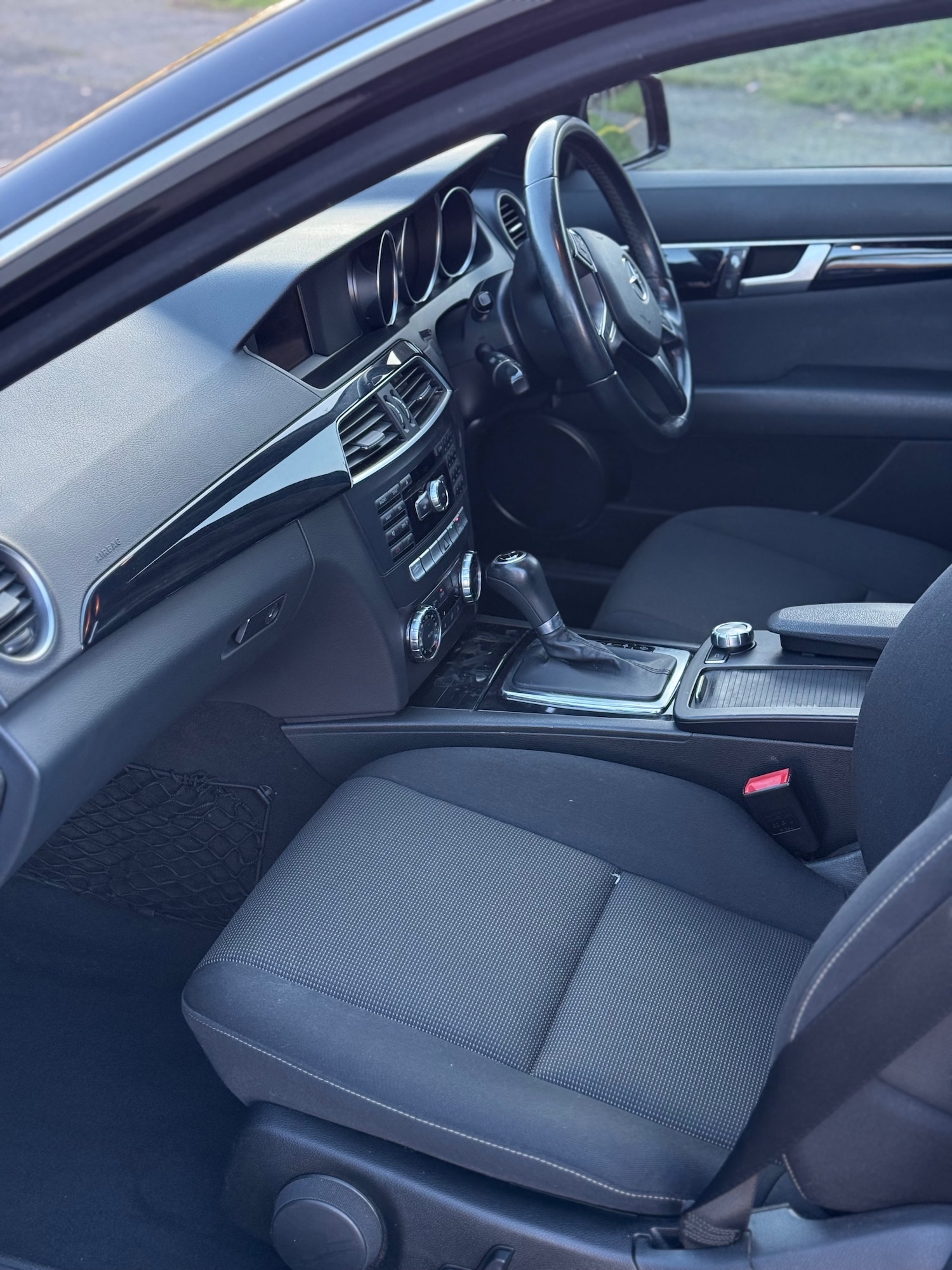 Used Mercedes-Benz C Class 2012 for sale - 76682503: Photo 10