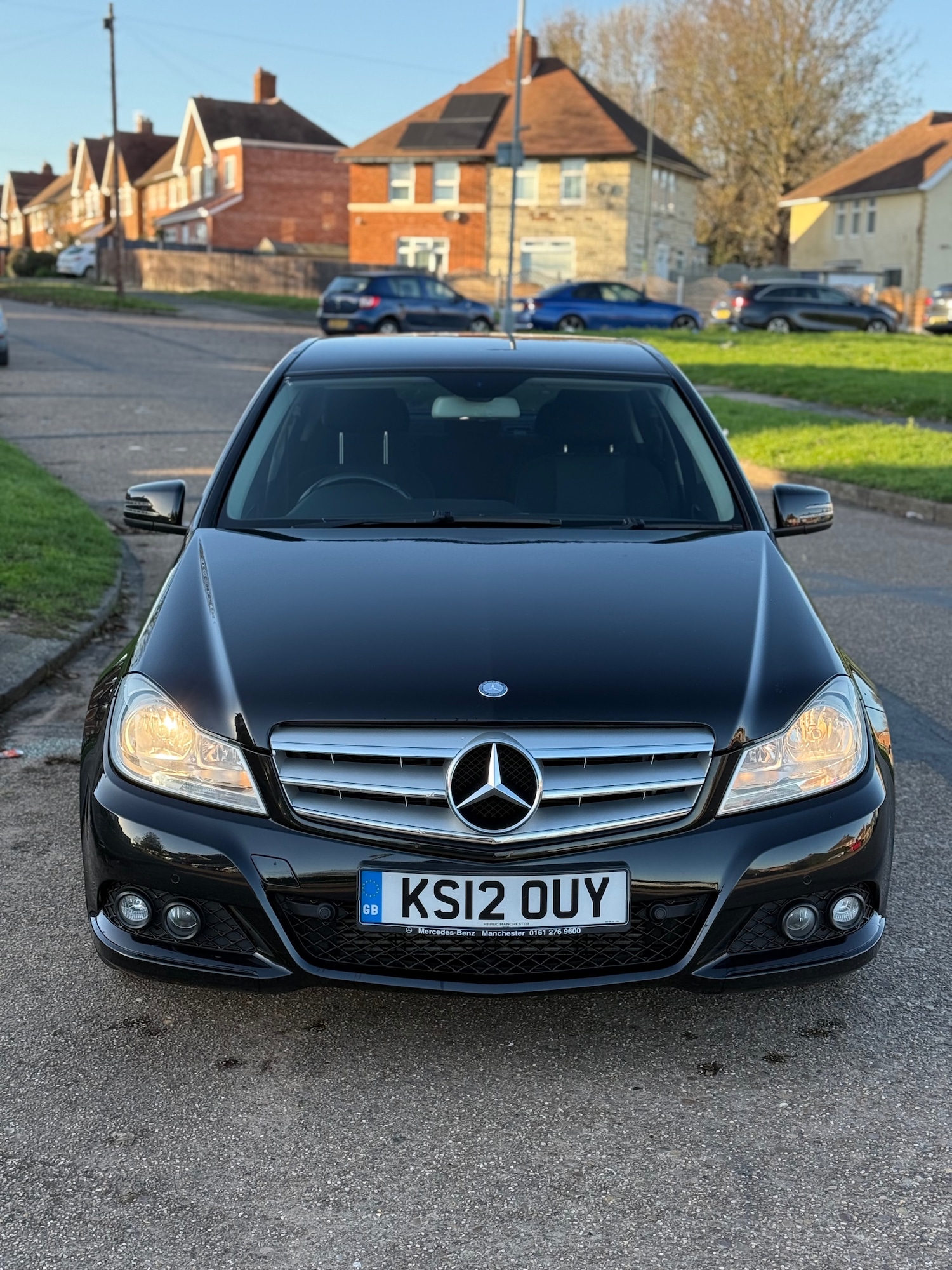 Used Mercedes-Benz C Class 2012 for sale - 76682503: Photo 2