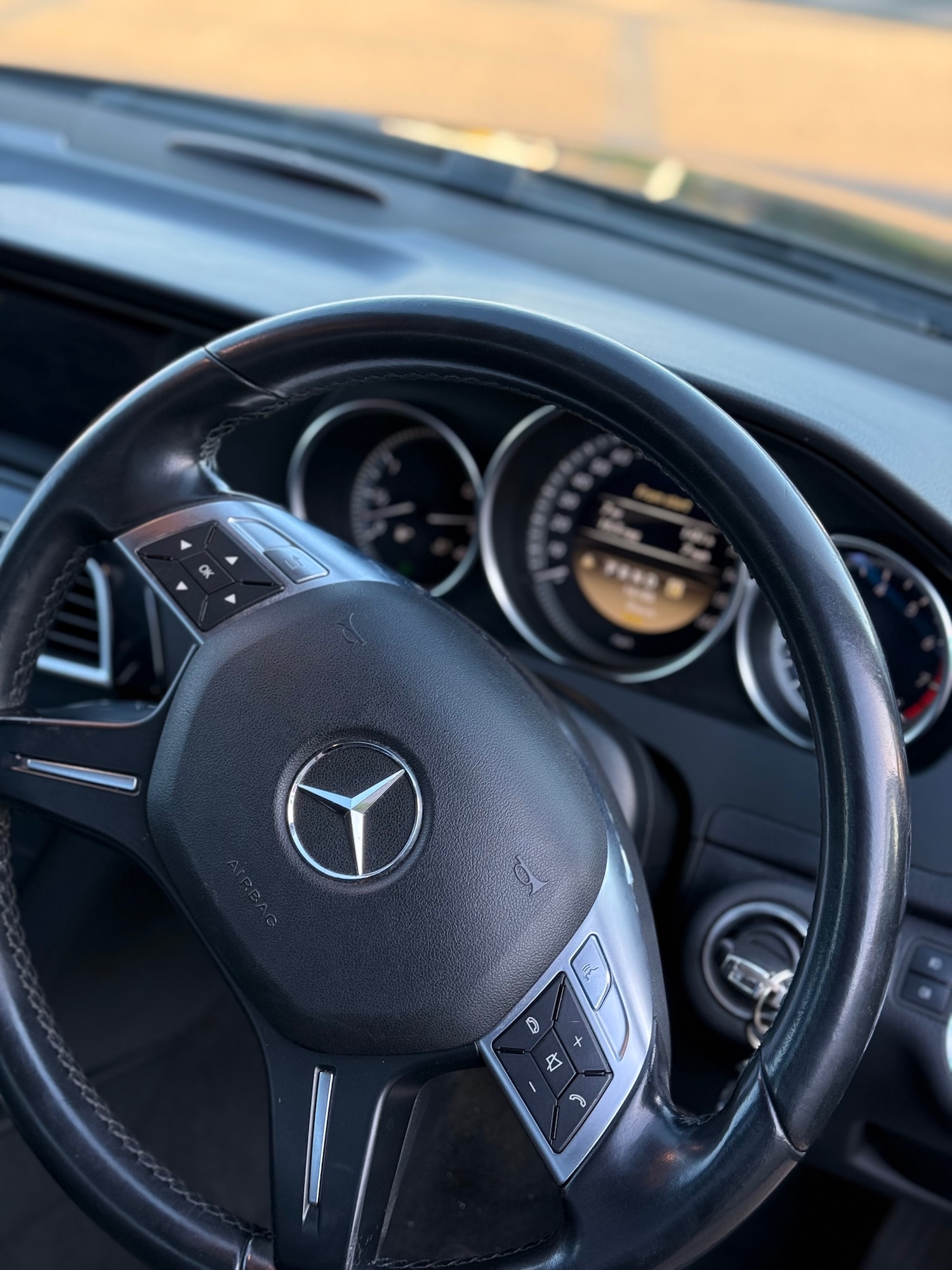 Used Mercedes-Benz C Class 2012 for sale - 76682503: Photo 9