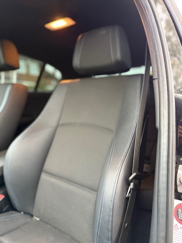 Used BMW 1 Series 2011 for sale - 76242981: Photo 10