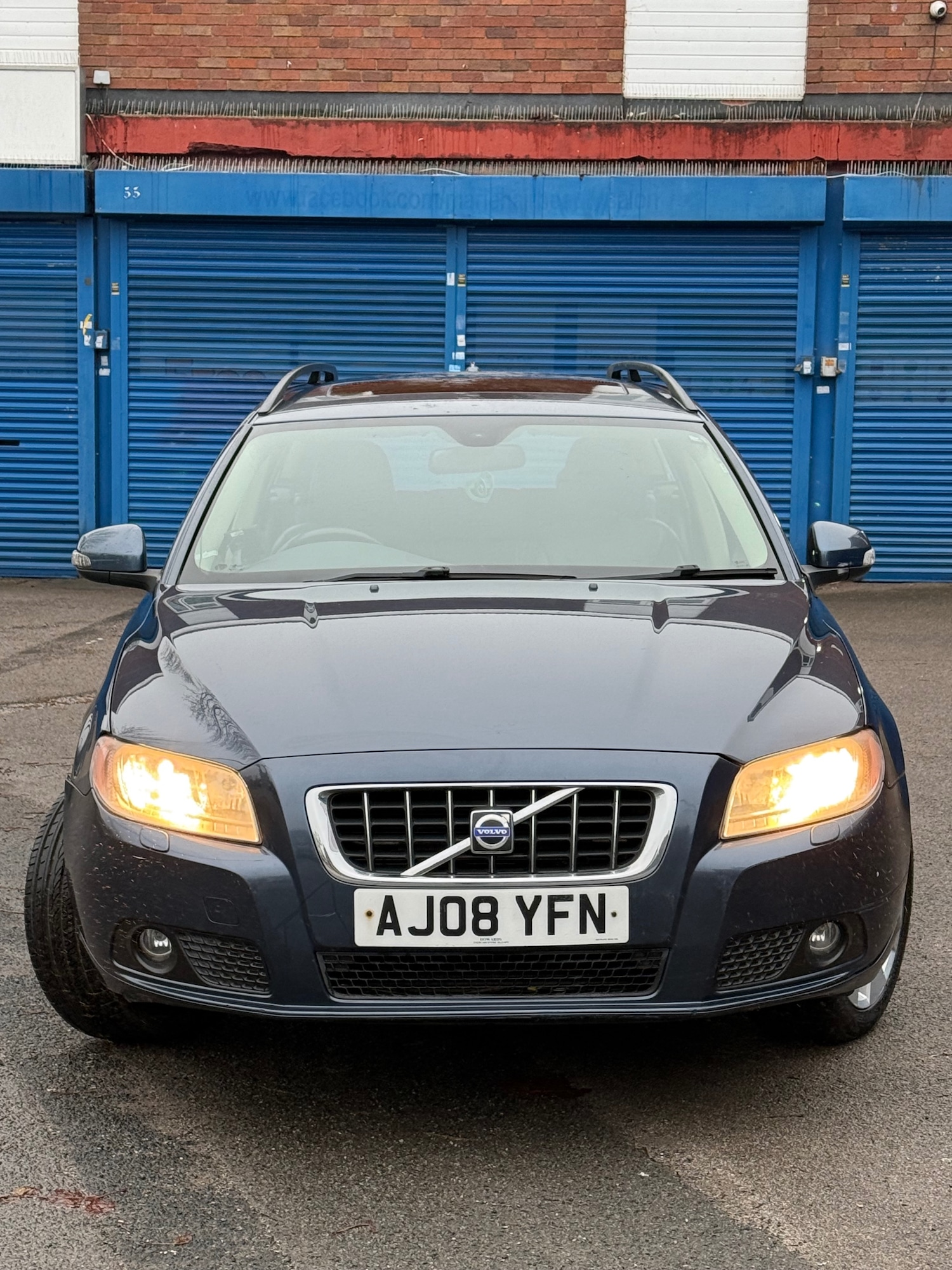 Used Volvo V70 2008 for sale - 76589734: Photo 1