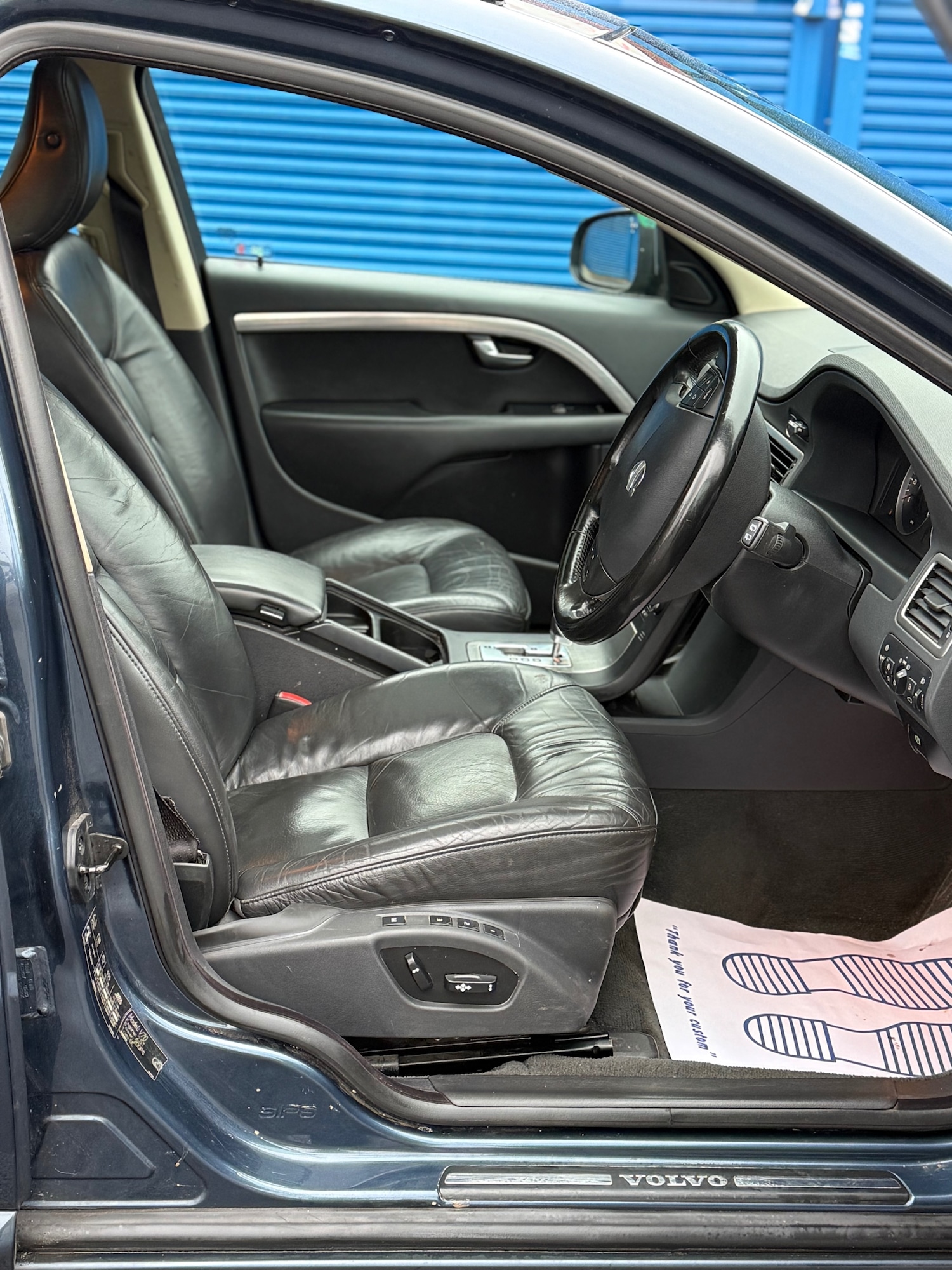 Used Volvo V70 2008 for sale - 76589734: Photo 10