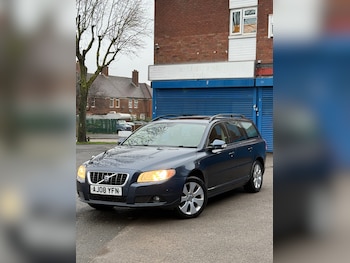 Used Volvo V70 2008 for sale - 76589734: Photo